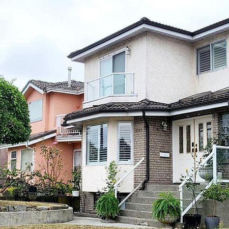 Vivi'S Home Vancouver Exterior photo